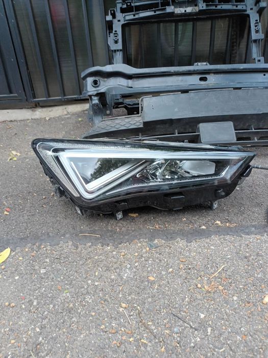 Grila trager armatura far led seat tarraco