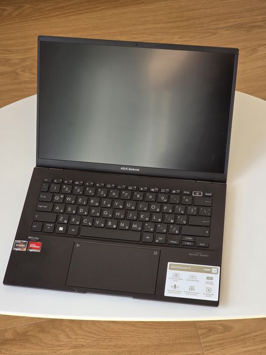 Лаптоп Asus Zenbook 14 UM3402YAR-KP731W, 2.6K дисплей