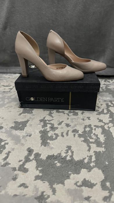 Зимний сапоги/қыстық етік туфли сатылады