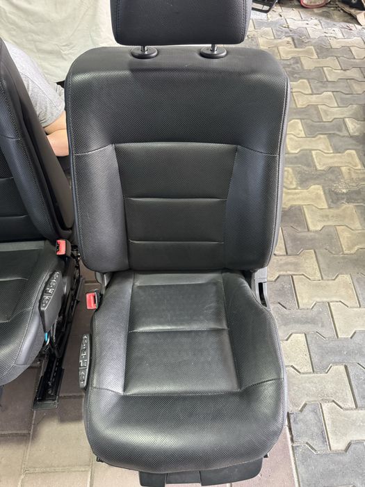 Interior tapiterie piele ventilata mercedes e class cu masaj si ventialtie
