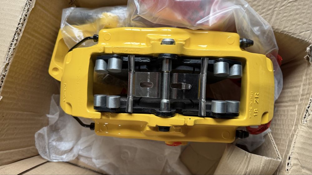 Спирачни апарати Brembo 17z 3L1331 6-бутални