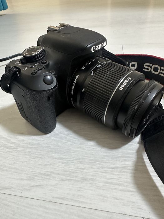 Продам фотоапарат canon