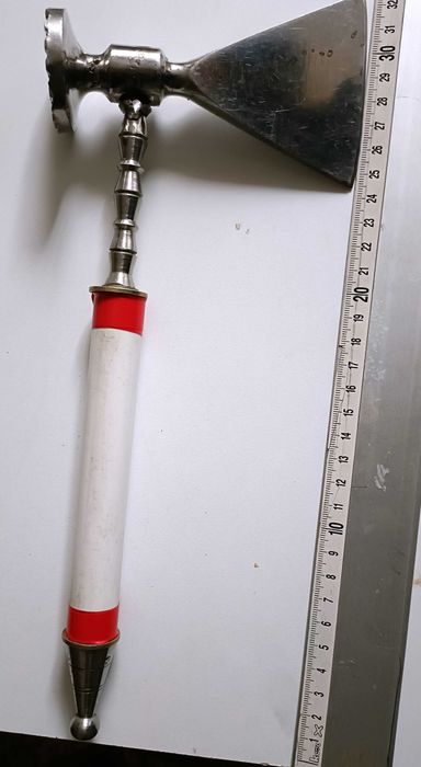 CIOCAN ,topor de carne