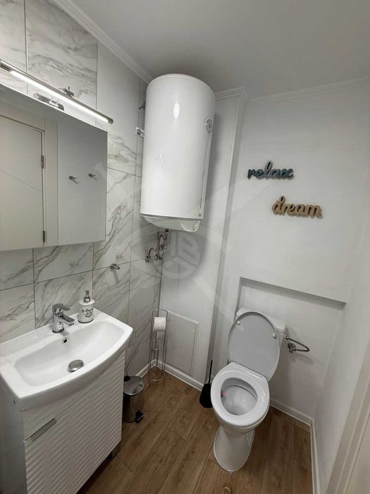 Дава се под наем Двустаен апартамент в Пловдив, Христо Смирненски - 82 кв.м за 598.23 € - Снимка #6