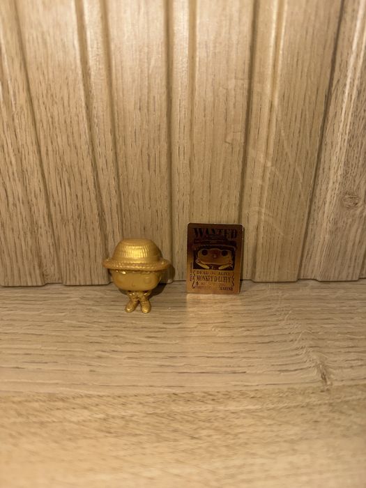 Kinder joy golden luffy