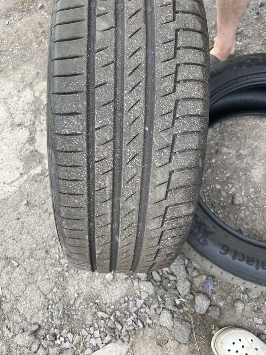 Резина 235/55 r19 comtinental б/у
