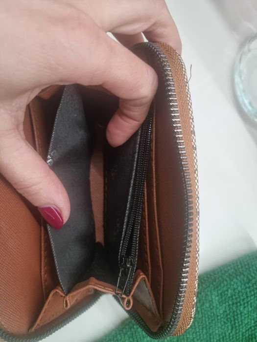 Дамско Пoртмоне Guess