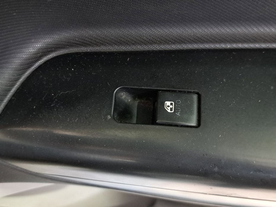Buton geam dreapta fata KIA Ceed (SW) [Fabr 2007-2012] OEM
