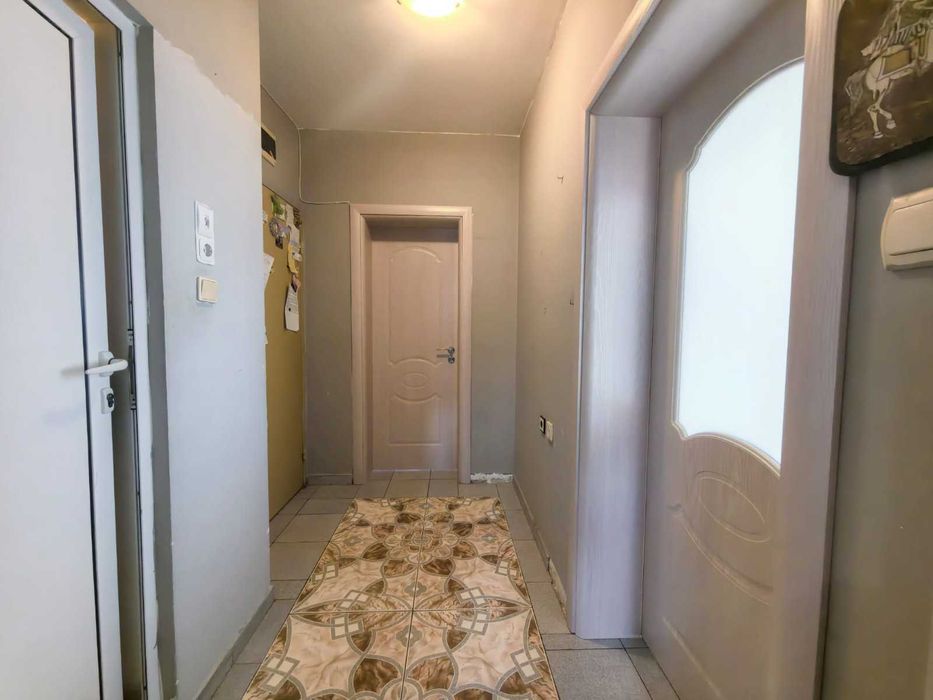 Продава се Тристаен апартамент в Варна, Бизнес хотел - 83 кв.м за 2069 €/кв.м - Снимка #3