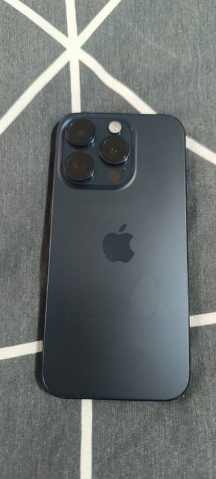 Iphone 15 pro  на части