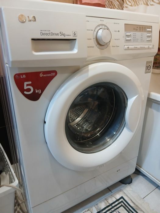 Продам автомат машинка 5кг