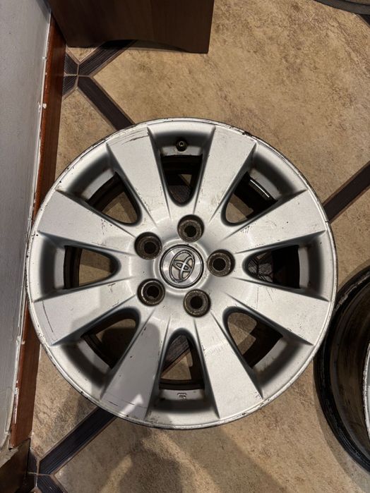 Продам диски радиус 16 тойота лексус