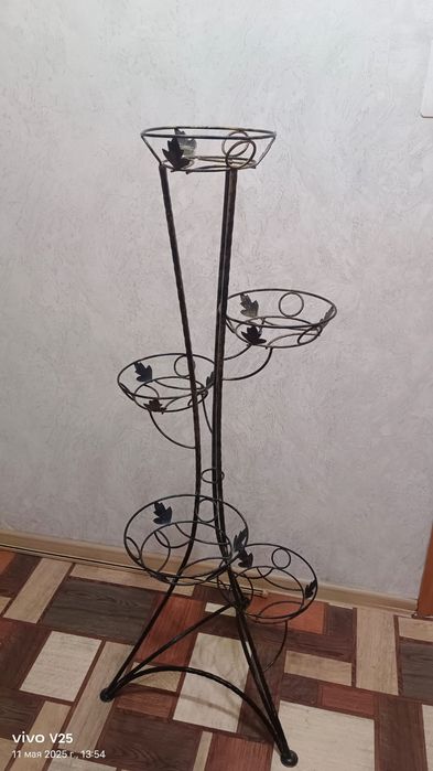 Подставка для цветов