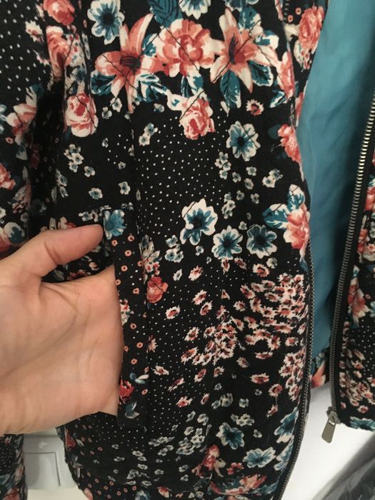 Ветровка- Бомбер женский