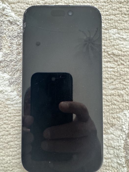 Продам айфон 15 про