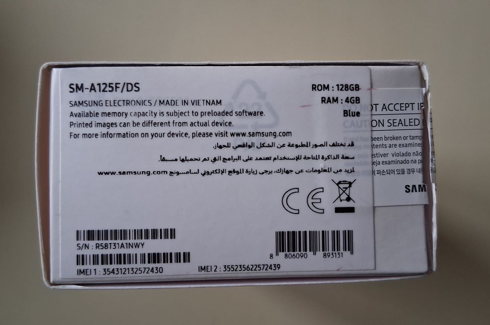 Смартфон SAMSUNG Galaxy A12 128 gb RAM 8 gb в отлично състояние