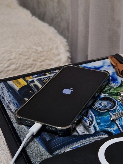 Продам iphone 12 pro 128gb