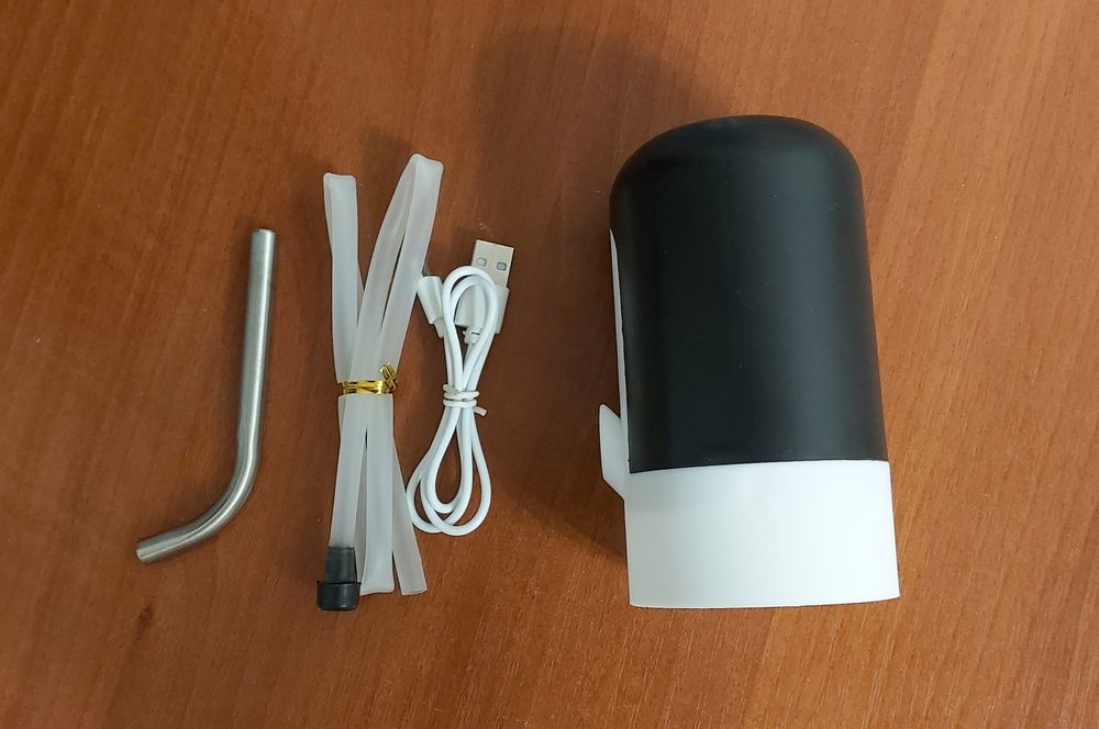 Диспенсер для воды, новый