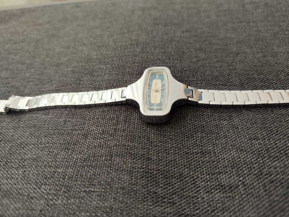 Руски часовник Чайка