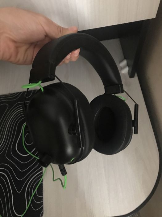 Игровой наушник Razer BlackShark v2 x