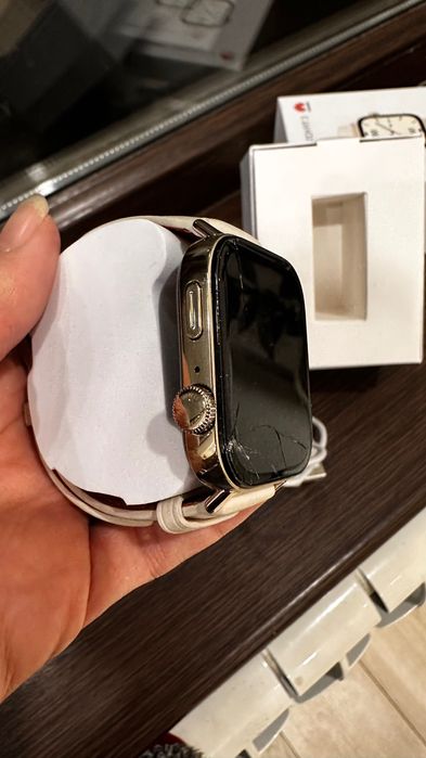 Электронные часы HUAWEI WATCH FIT 3