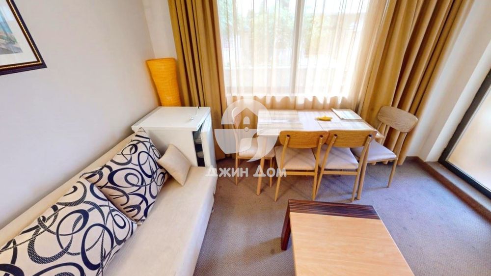 Продава се Двустаен апартамент в к.к. Слънчев бряг - 56 кв.м за 983 €/кв.м - Снимка #1