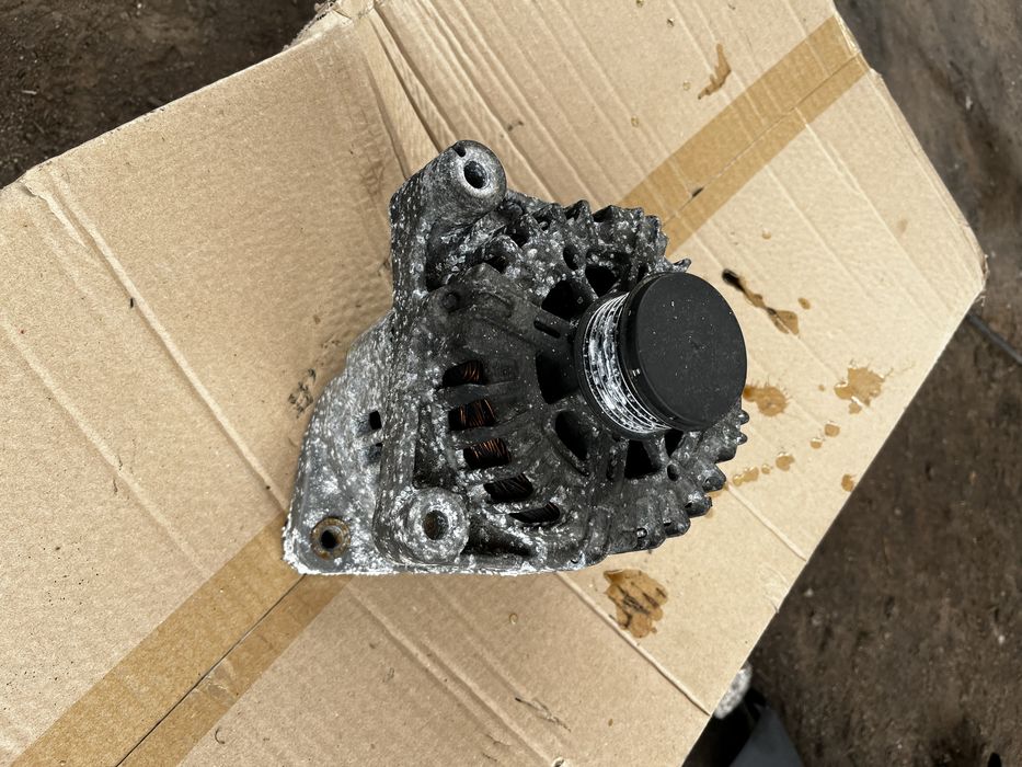 BMW 123d 204к.с. битурбо алтернатор турбо бмв е87 е81 е82 е83 n47