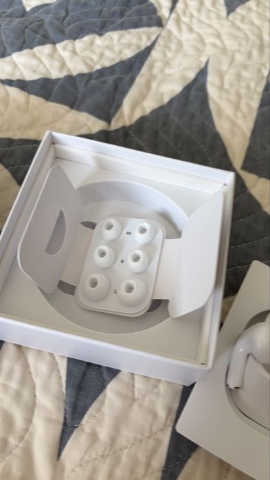 Apple airpods pro 2