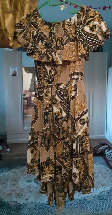 Vand rochie de vara ,purtata doar o singura data ,marca ramona badescu