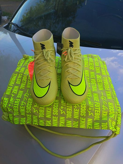 WTS Ghete de Fotbal Nike Mercurial Superfly 10 Elite Limelight Hyper Crimson SG-PRO mărimea: 41