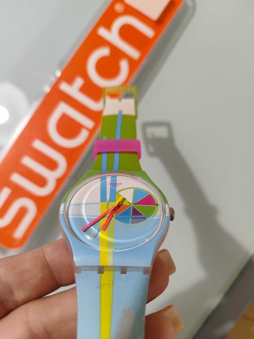 Часовник Swatch унисекс