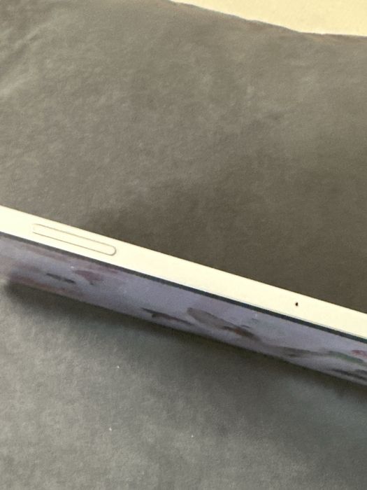 Продам samsung galaxy tab s7 fe