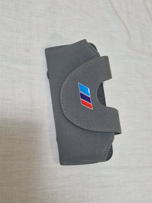 Suport ochelari parasolar auto