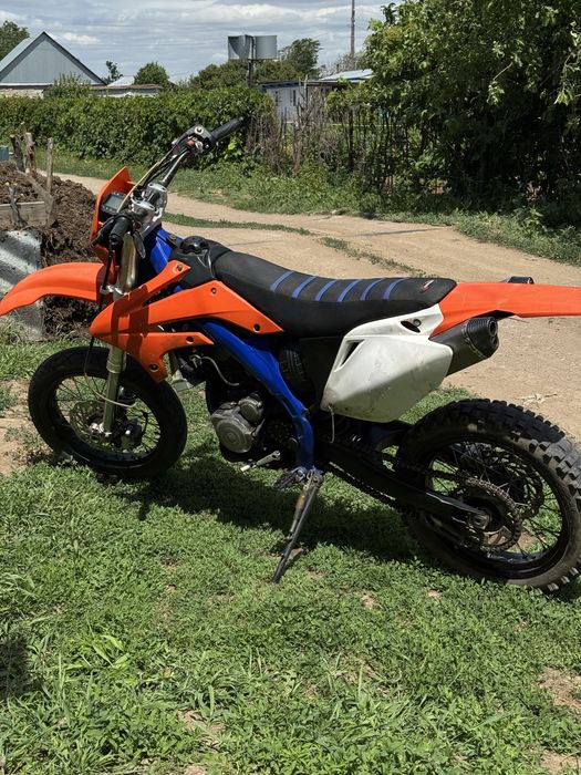 Мотоцикл эндуро спорт