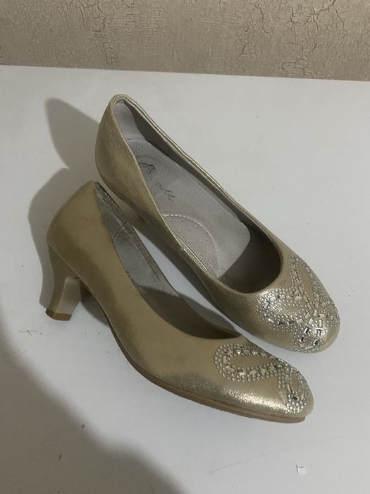 Туфли для девочки