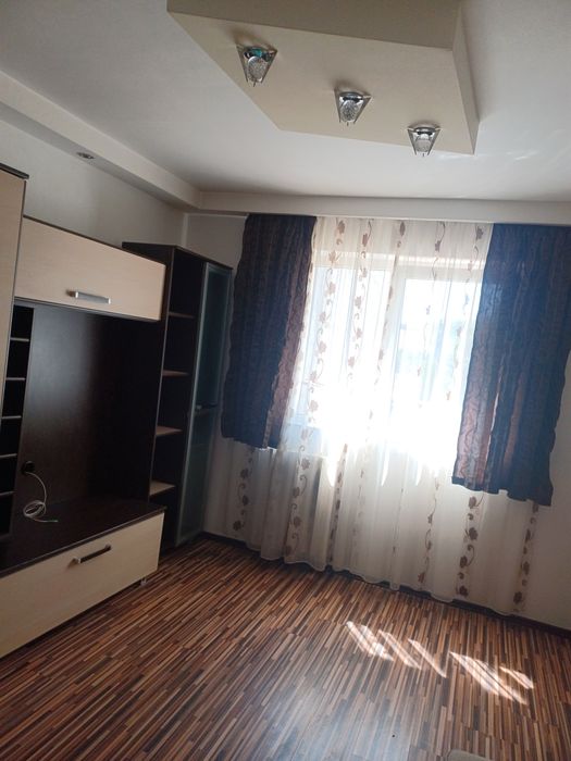Proprietar inchiriez apartament cu o camera