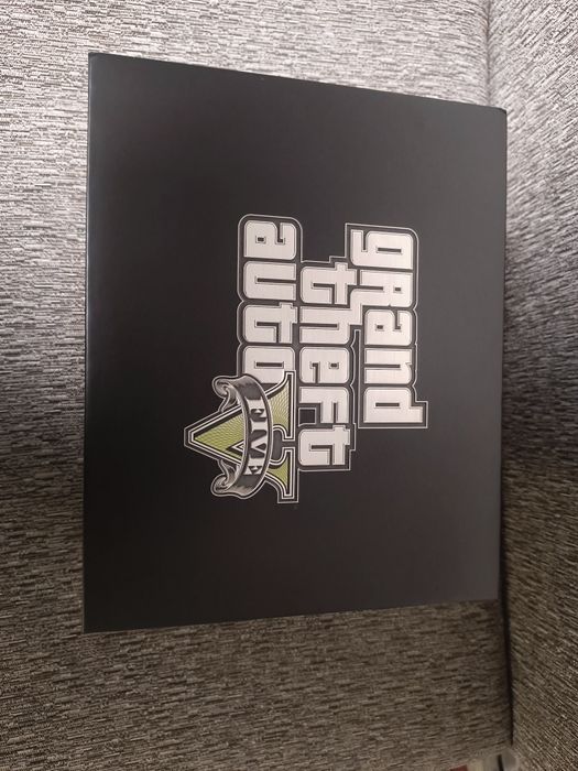 GTA 5 Collectors edition Box PS4