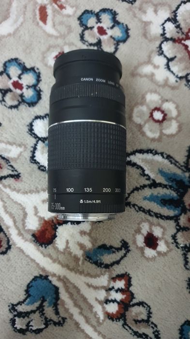 Canon EF 75-300mm