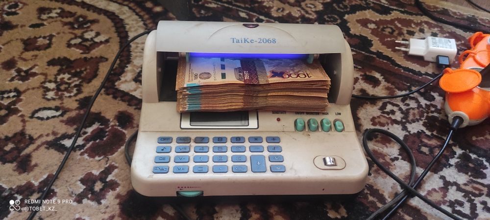 Детектор денег 2 в 1