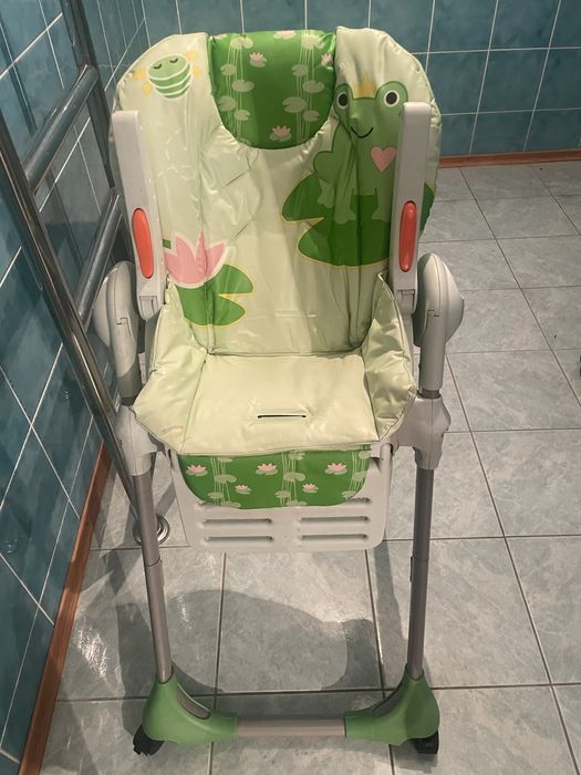 Продам стульчик Chicco