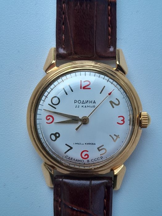 Продам часы СССР