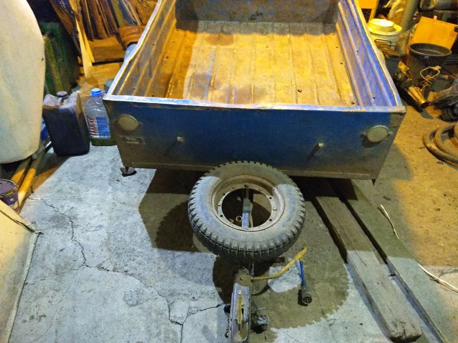 Продам прицеп на тарсионах с документами