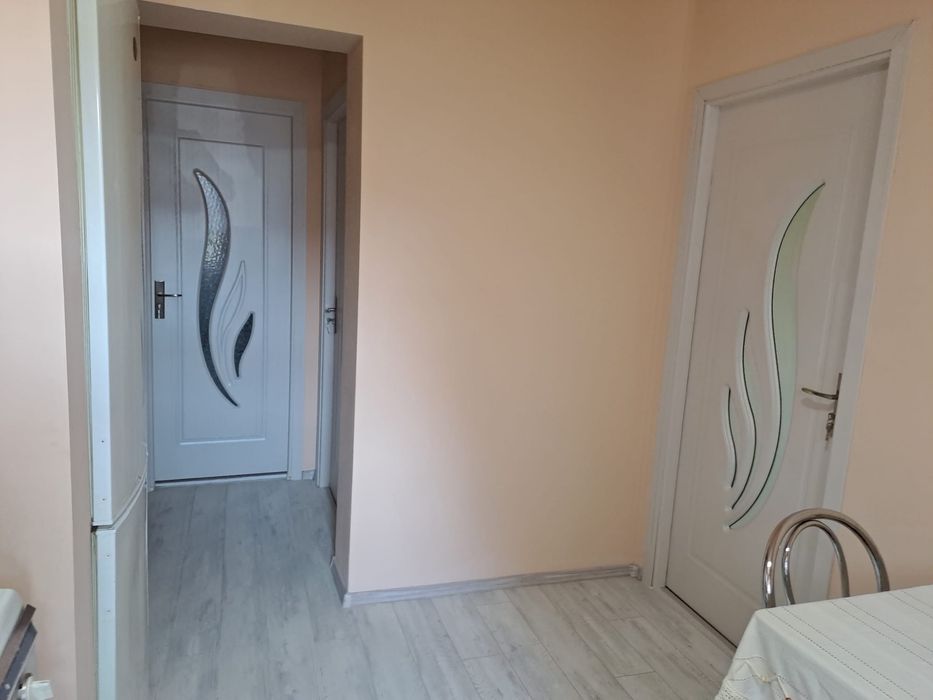 Inchiriez apartament tg secuiesc
