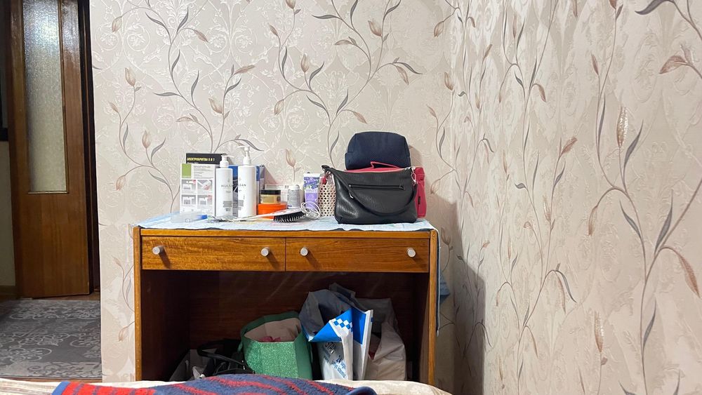 Продам спальный гарнитур