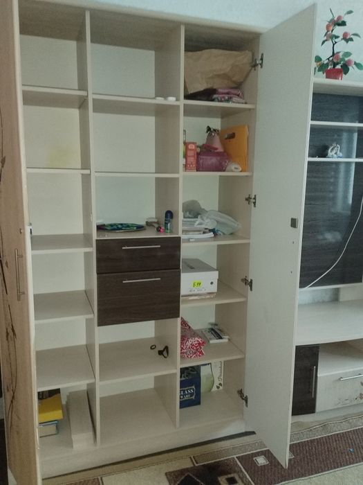 Продам Стенка горка!