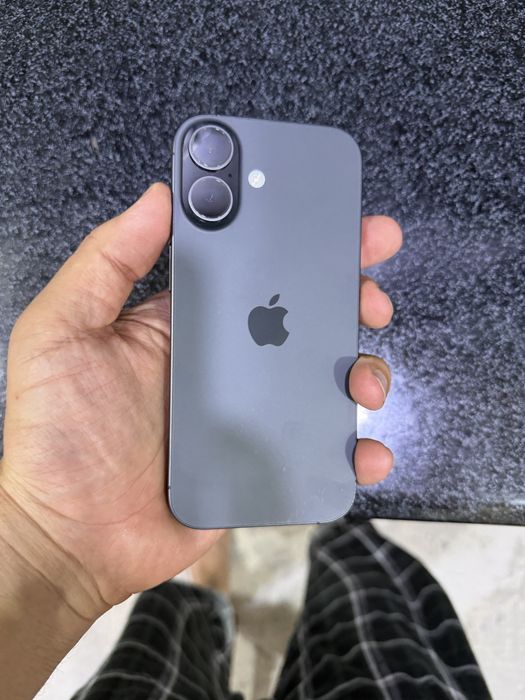 iphone 17 pamit 256g yomkost 100.% 126 ta sikl oqip tel qlila