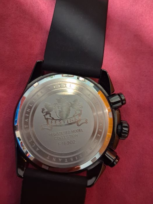 Vand ceas Festina impecabil