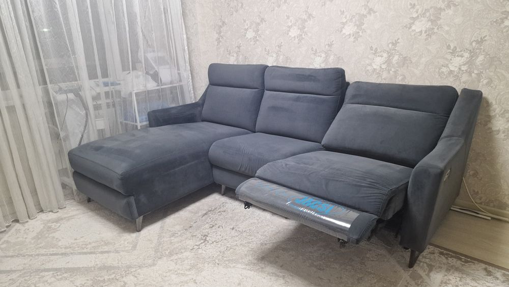 Продам диван реклайнер