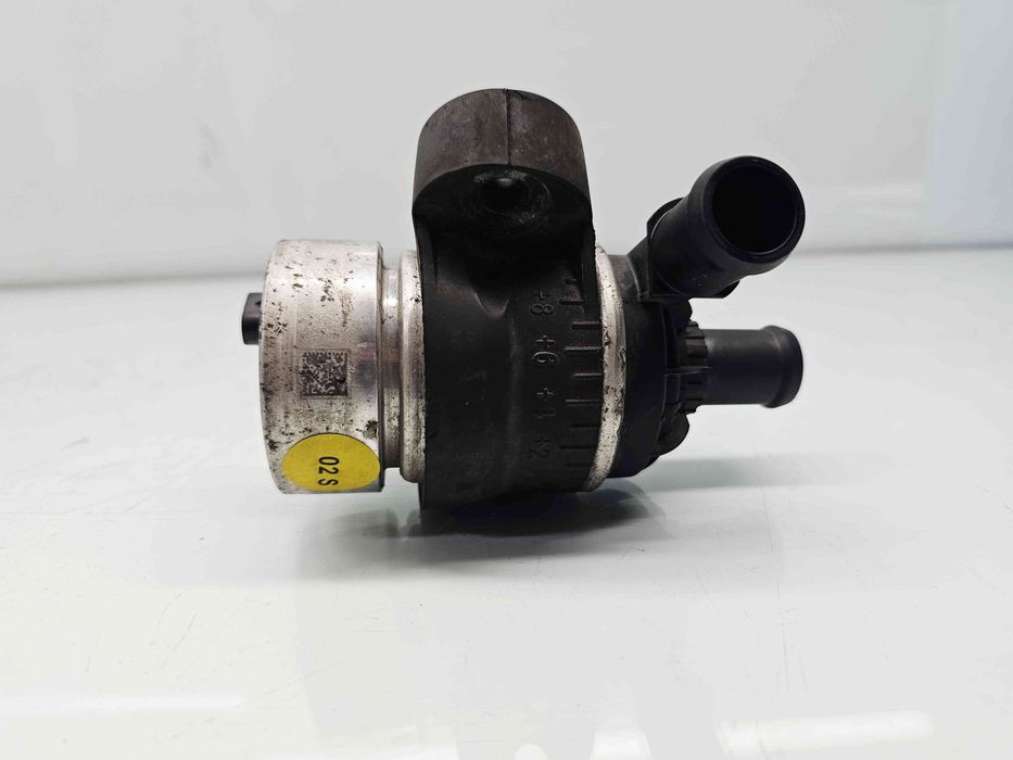 Pompa recirculare apa Audi A6 (4A2, C8) S-line [Fabr 2018-2025] 05L965