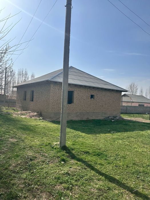 Срочна сотилади 9 соток